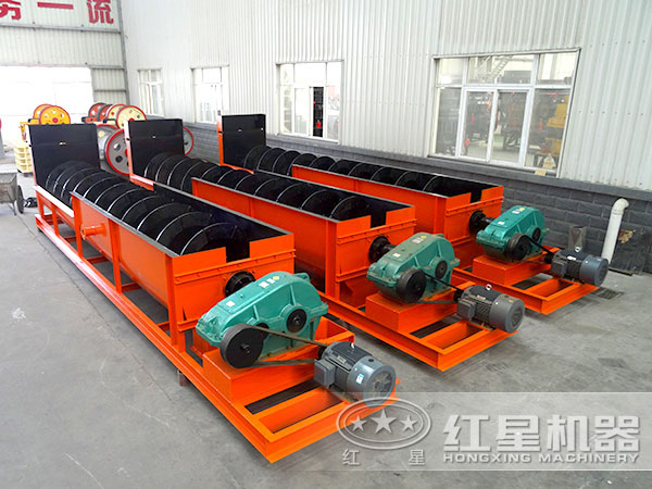 螺旋洗石機(jī)車(chē)間實(shí)拍圖 螺旋洗石機(jī)車(chē)間實(shí)拍圖