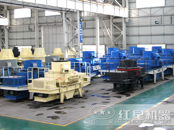 不同型號(hào)的制砂機(jī) 不同型號(hào)的制砂機(jī)