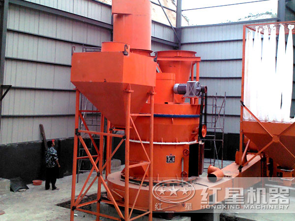 雷蒙磨粉機(jī)生產(chǎn)現(xiàn)場 雷蒙磨粉機(jī)生產(chǎn)現(xiàn)場