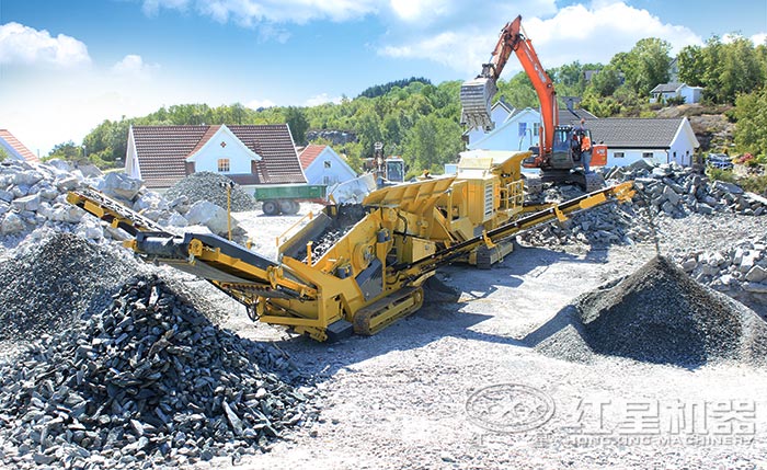 履帶式制砂現(xiàn)場(chǎng) 履帶式制砂現(xiàn)場(chǎng)