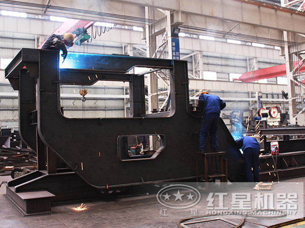 移動(dòng)制砂機(jī)生產(chǎn)車(chē)間 移動(dòng)制砂機(jī)生產(chǎn)車(chē)間