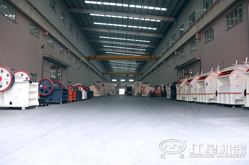 紅星機器生產(chǎn)的各種型號的破碎機 紅星機器生產(chǎn)的各種型號的破碎機
