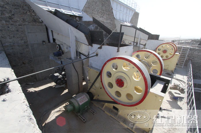 顎式破碎機 顎式破碎機