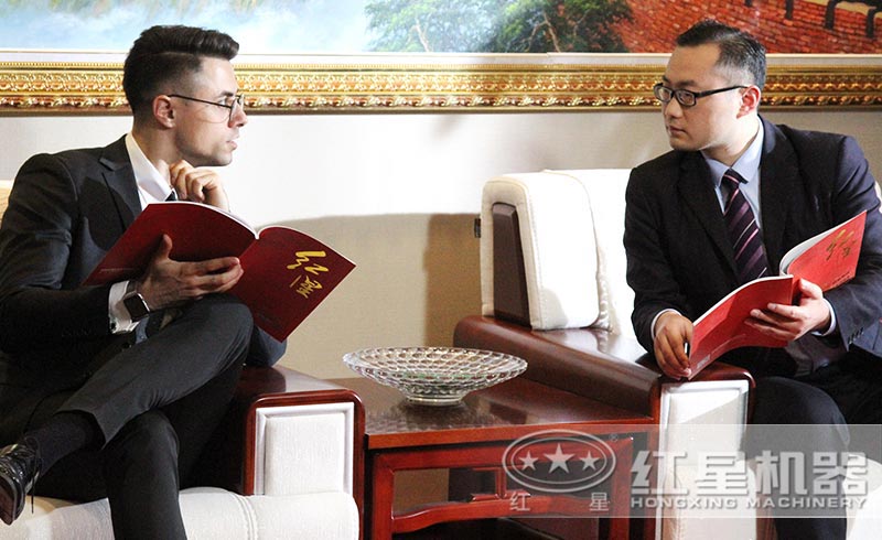 紅星機(jī)器一對(duì)一接待用戶 紅星機(jī)器一對(duì)一接待用戶