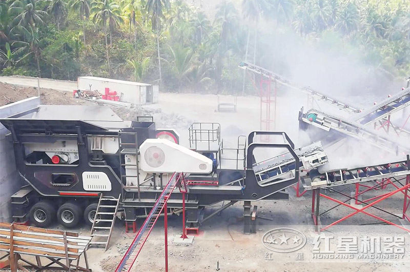 破碎生產(chǎn)線上的破碎機(jī) 破碎生產(chǎn)線上的破碎機(jī)