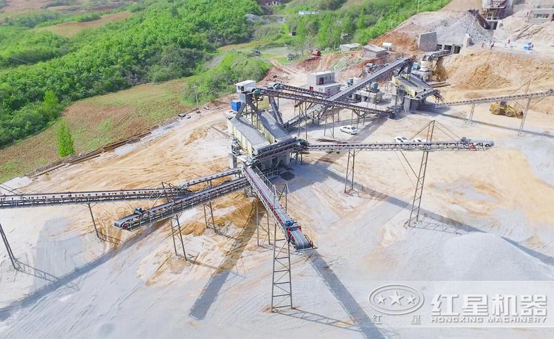 石頭制沙現(xiàn)場(chǎng)實(shí)拍 石頭制沙現(xiàn)場(chǎng)實(shí)拍