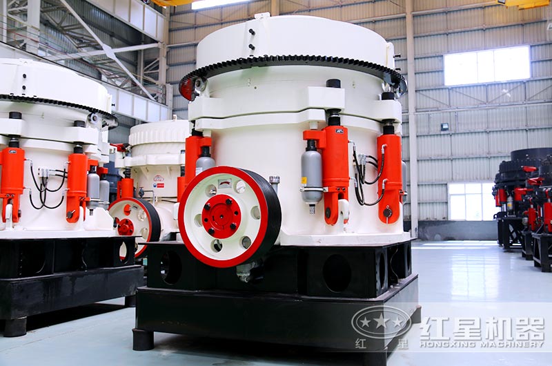市場“新寵”大型圓錐破碎機(jī) 市場“新寵”大型圓錐破碎機(jī)