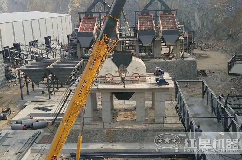 錘式粉碎機(jī)大型應(yīng)用生產(chǎn)現(xiàn)場(chǎng) 錘式粉碎機(jī)大型應(yīng)用生產(chǎn)現(xiàn)場(chǎng)