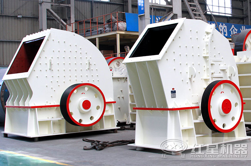 重錘式破碎機設(shè)備實拍 重錘式破碎機設(shè)備實拍