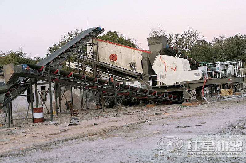 輪胎式移動(dòng)砂石破碎機(jī)生產(chǎn)現(xiàn)場 輪胎式移動(dòng)砂石破碎機(jī)生產(chǎn)現(xiàn)場