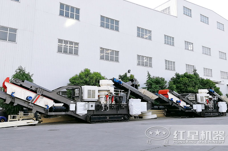 移動(dòng)式建筑垃圾破碎機(jī)廠(chǎng)區(qū)實(shí)拍圖 移動(dòng)式建筑垃圾破碎機(jī)廠(chǎng)區(qū)實(shí)拍圖