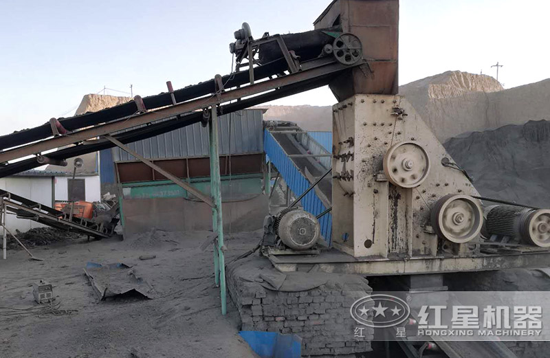 雙級破碎機破碎煤炭現(xiàn)場 雙級破碎機破碎煤炭現(xiàn)場