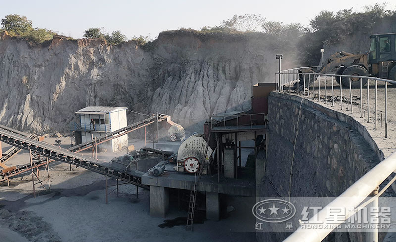 PCZ1615重錘式破碎機產(chǎn)量是多少？多少錢一臺？