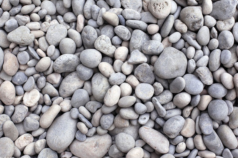 我國卵石資源豐富，破碎成砂用途廣