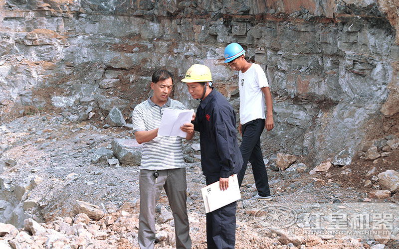 紅星廠家安排技術人員指導客戶安裝生產(chǎn) 紅星廠家安排技術人員指導客戶安裝生產(chǎn)