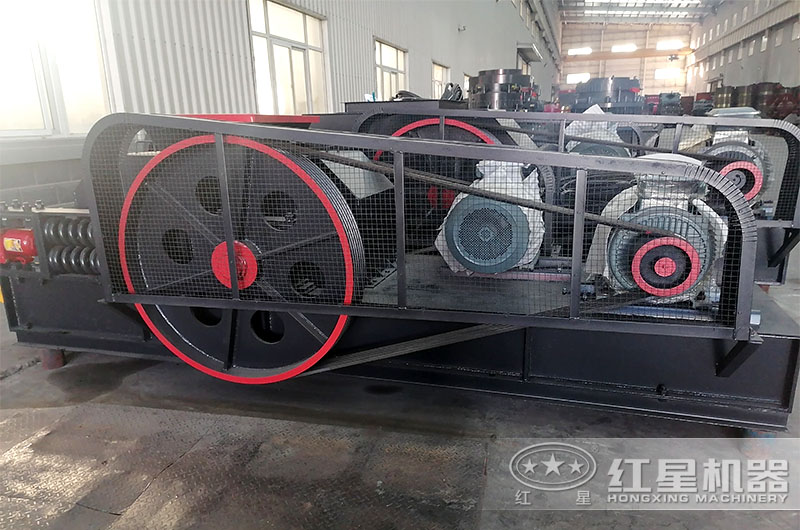 對(duì)輥制砂機(jī) 對(duì)輥制砂機(jī)