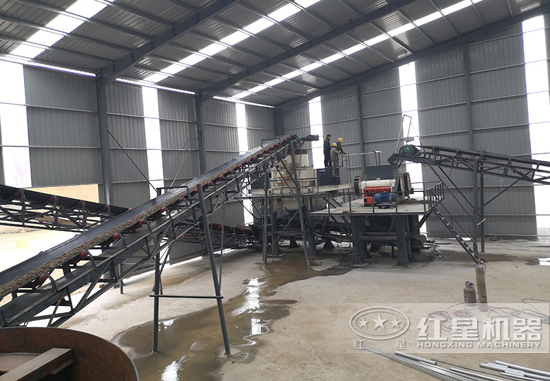 2臺顎式破碎機+沖擊式制砂機配置生產線 2臺顎式破碎機+沖擊式制砂機配置生產線