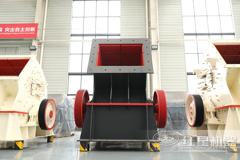 鵝卵石制沙機(jī)型號時(shí)產(chǎn)300噸有哪些，一臺價(jià)格多少？附視頻