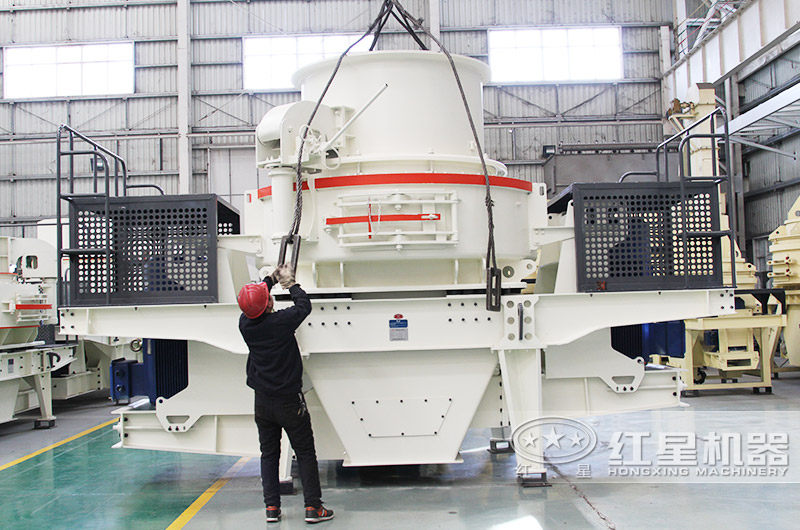 紅星工人安排設備發(fā)貨中 紅星工人安排設備發(fā)貨中